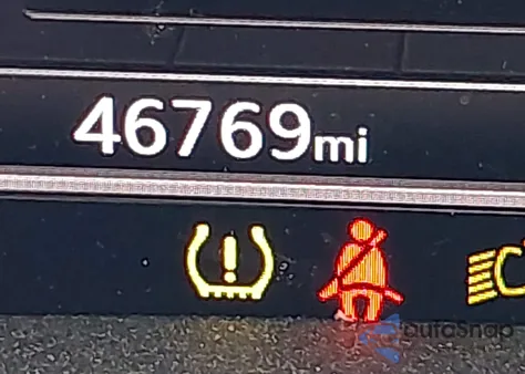 2018 Audi A4 2.0T Premium/2.0T Tech Premium из США, поврежденный, VIN WAUENAF49JA096341